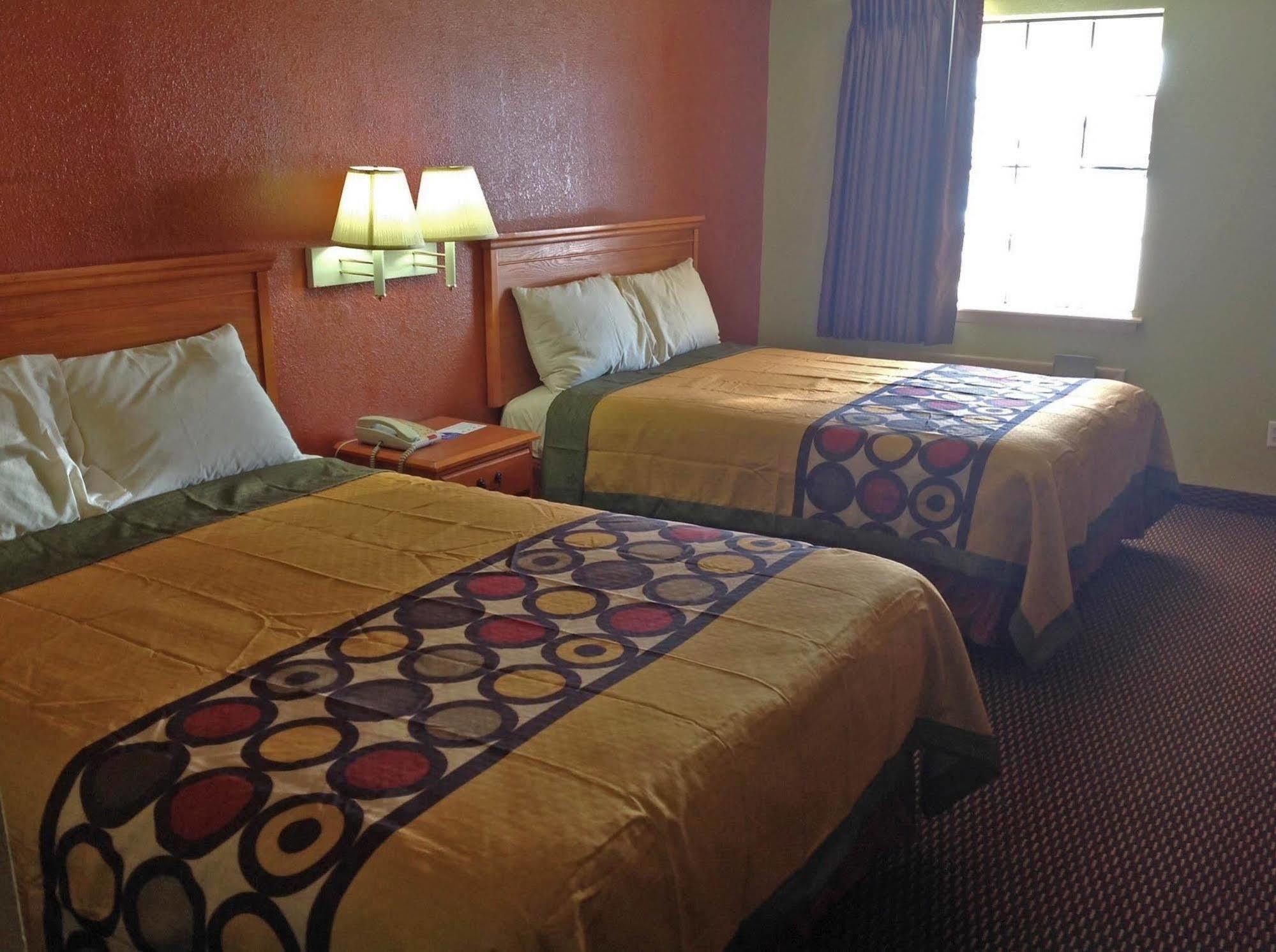Americas Best Value Inn Pryor Pryor Creek Exterior foto